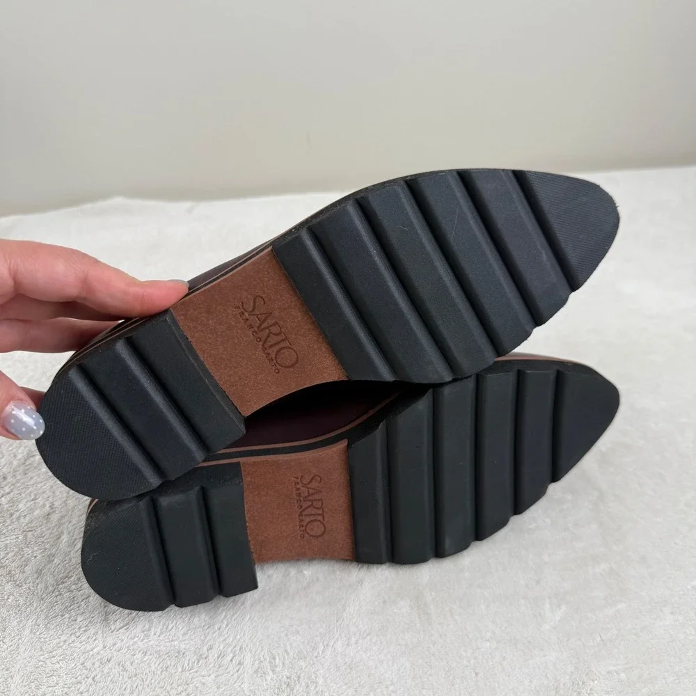Franco Sarto minimalist measurements entry